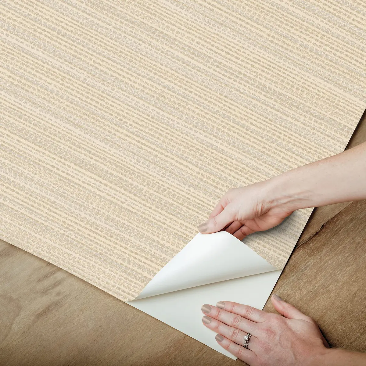 Erin & Ben Co. PSW1449RL Warm Wheat Tick Mark Texture Premium Peel and Stick Wallpaper, Beige | Modern Geometric Design, 20.5 inches x 20 feet - view 9