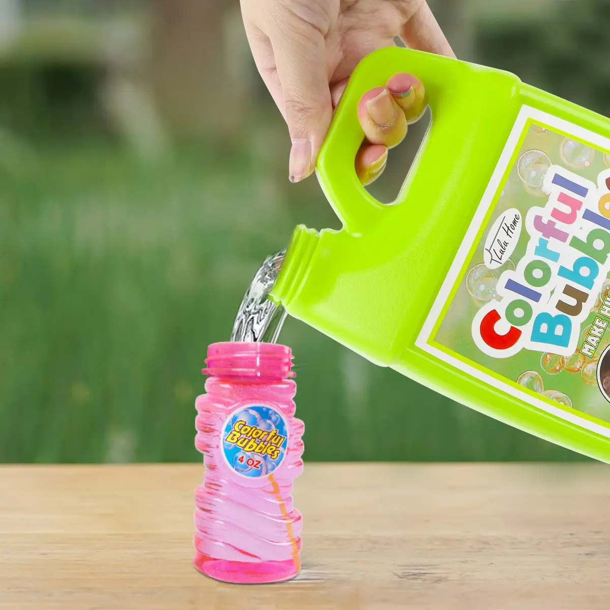 Lulu Home Concentrated Bubble Solution 1 L (33.8 OZ) | Giant Bubbles & Machine Ready - view 8