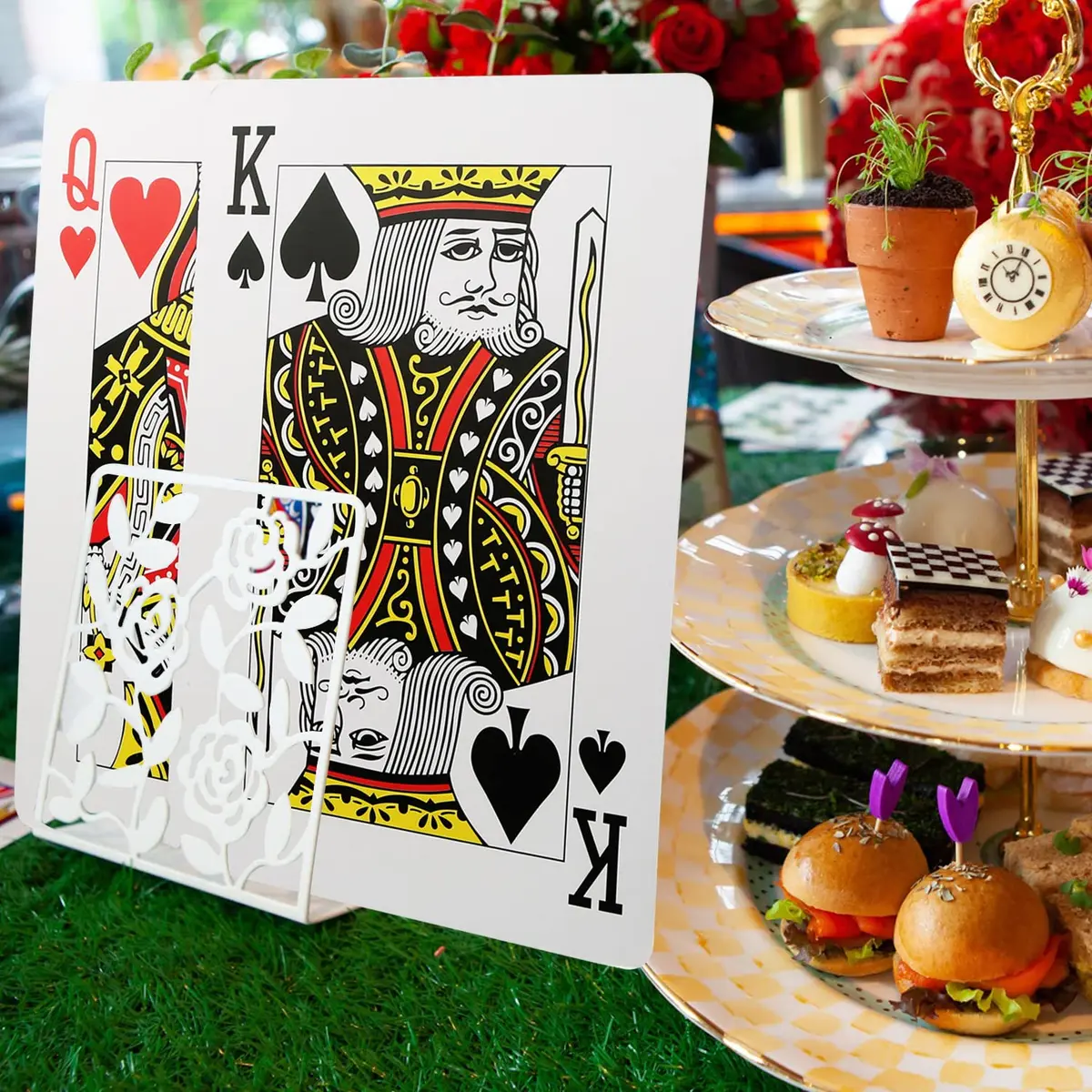 SeptCity Jumbo Playing Cards 9.5X6.7 Inches | Oversized Fun & Decoration (100 words) - view 3