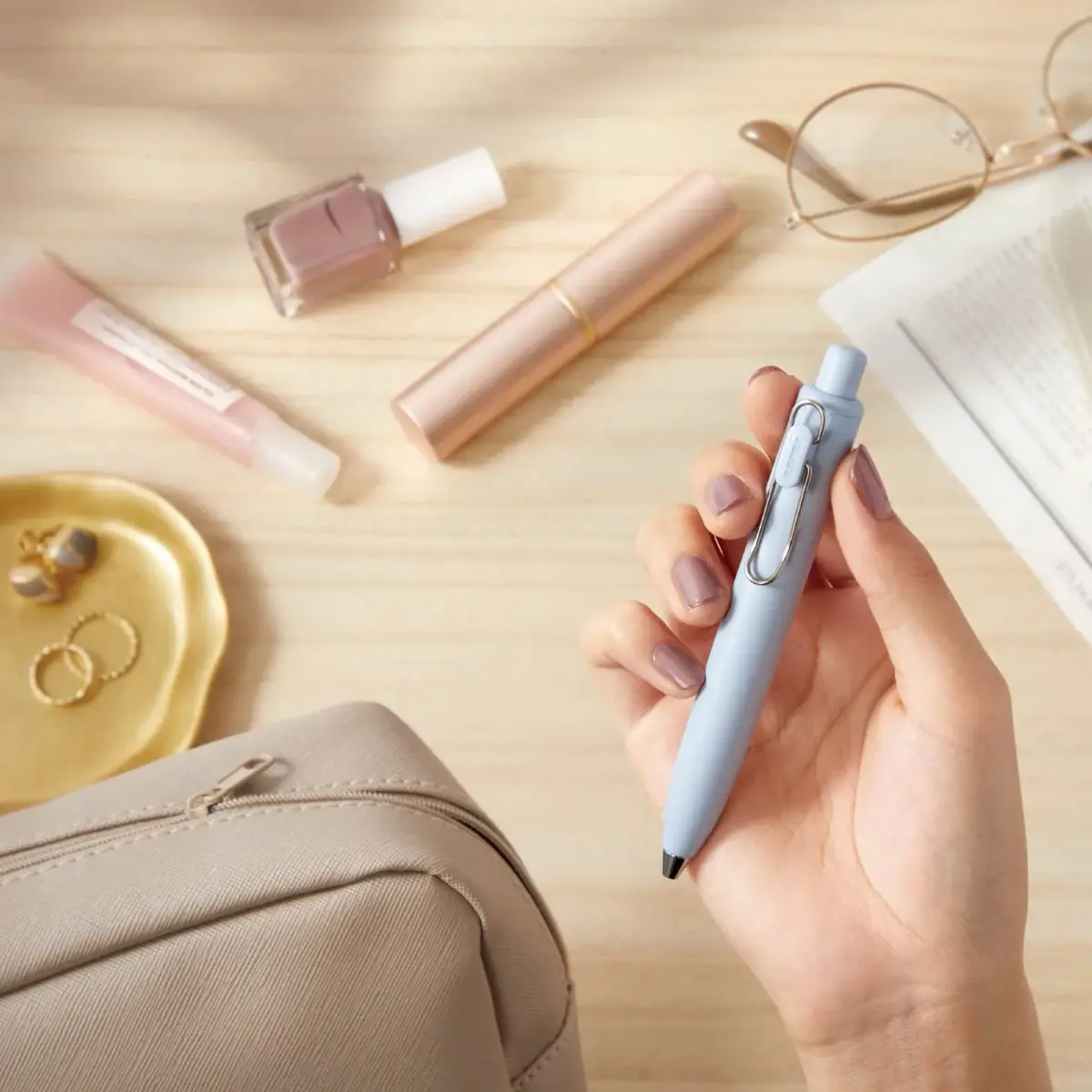 Mitsubishi Uni-Ball One P Gel Ballpoint Pen 0.5mm Banana | Smooth Ink Flow for Daily Writing - view 2