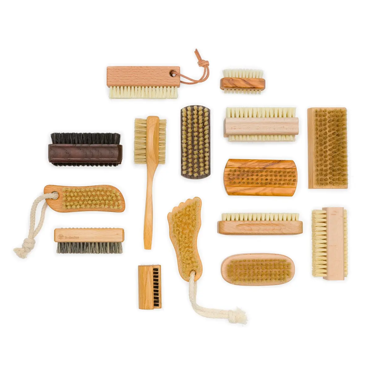 Redecker Children's Foot Brush Natural Pig Bristle Oiled Beechwood 10.9cm (4.3-inch) - view 4