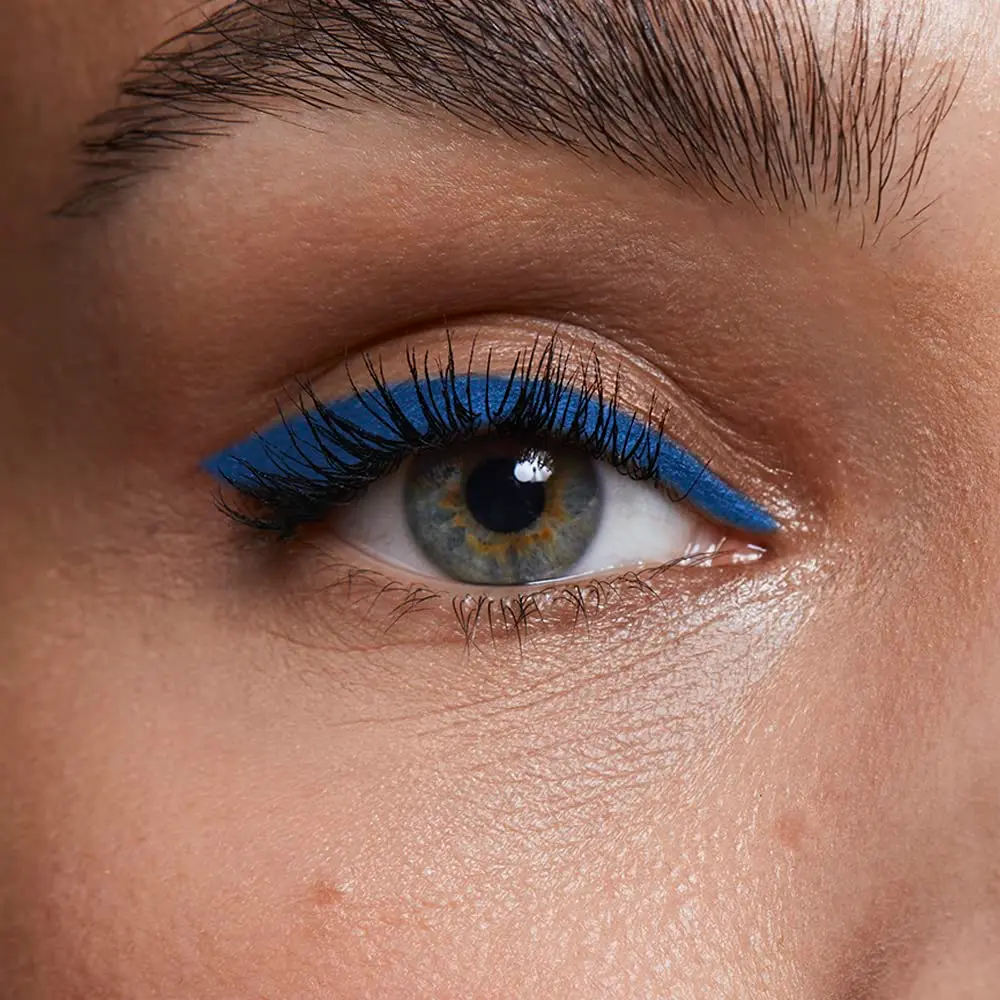 Avon Glimmerstick Eyeliner Azure Blue | Waterproof, Tug-Free, Soft-Glide Formula for Bold, Intense Colour (70-120 chars) - view 2