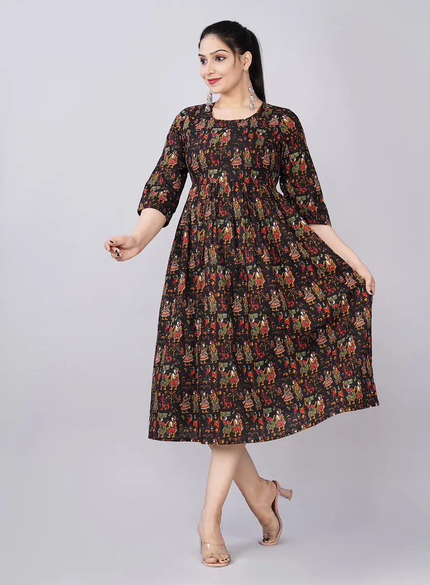 Jikonet Black Floral Maternity Kurti with Concealed Zips for Breastfeeding | 119 cm (47 Inch) - view 3