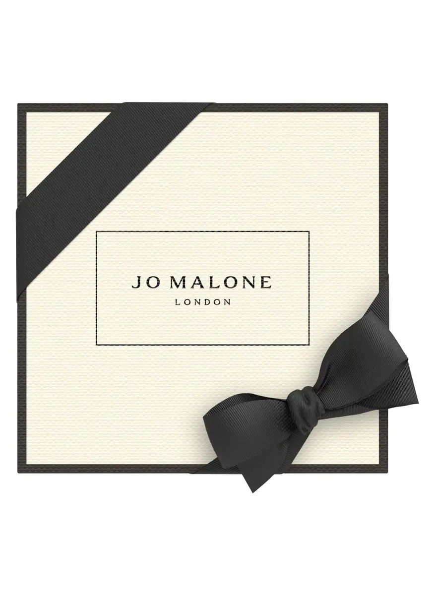 Jo Malone Oud & Bergamot Home Scented Candle, 200 Gram | Rich Oud & Bergamot Fragrance for Elegant Ambiance - view 2