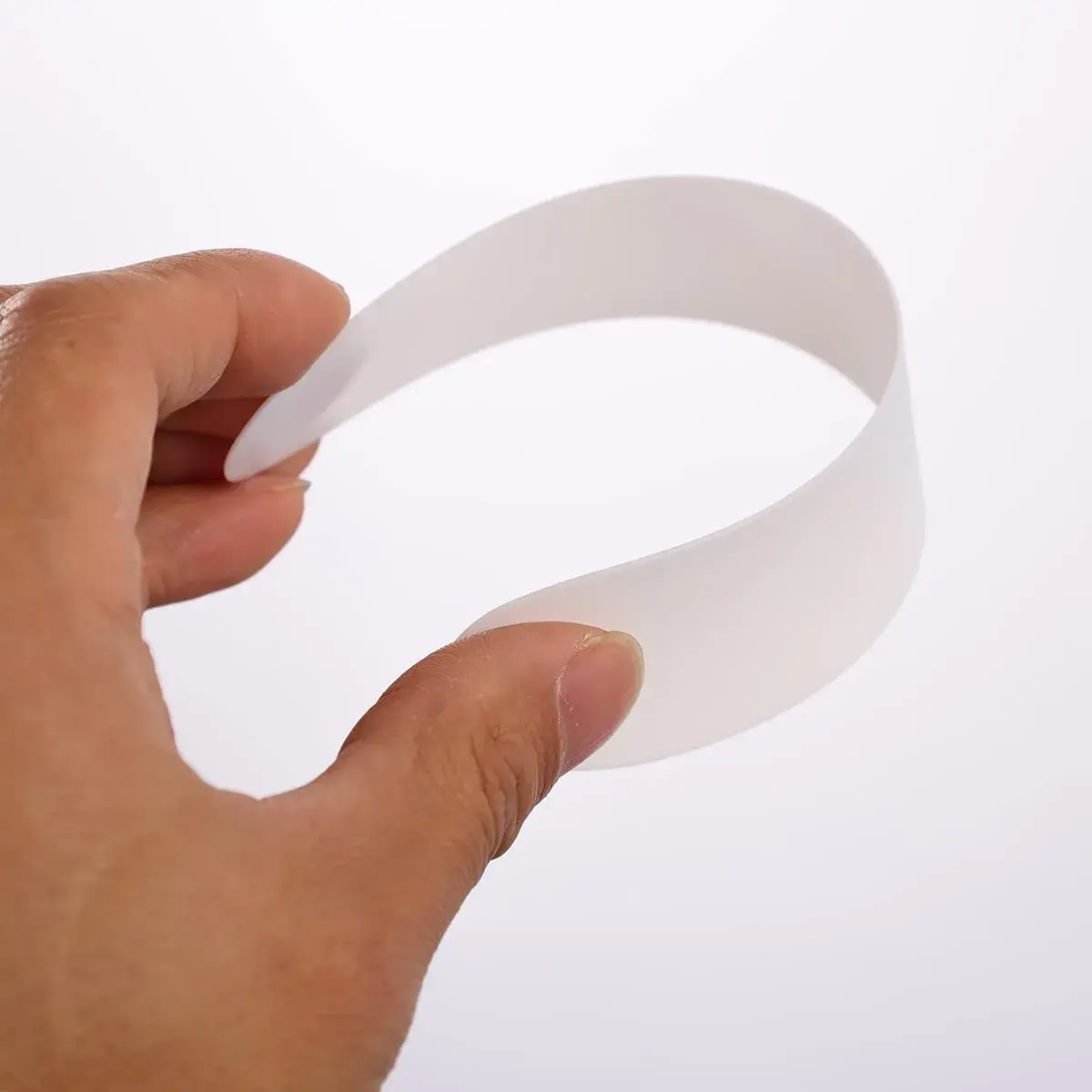 BLESSUME White Insert Tab Collar for Clergy Shirts | Pack of 20 (6.2 x 1.2 inches) - view 3