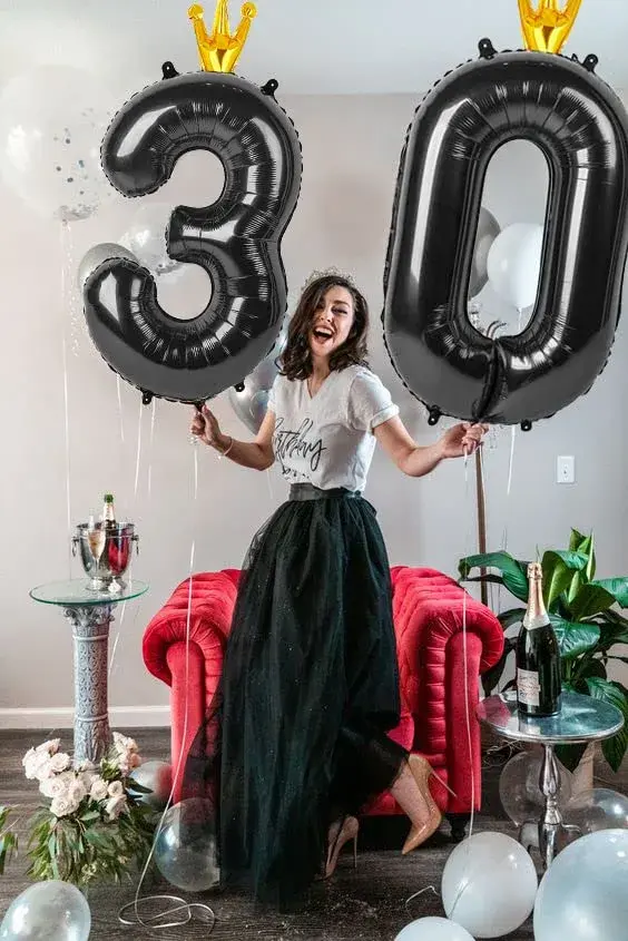 IWERP Black Crown 0 Number Balloon 40 Inch | Reusable Foil Party Decoration - view 3
