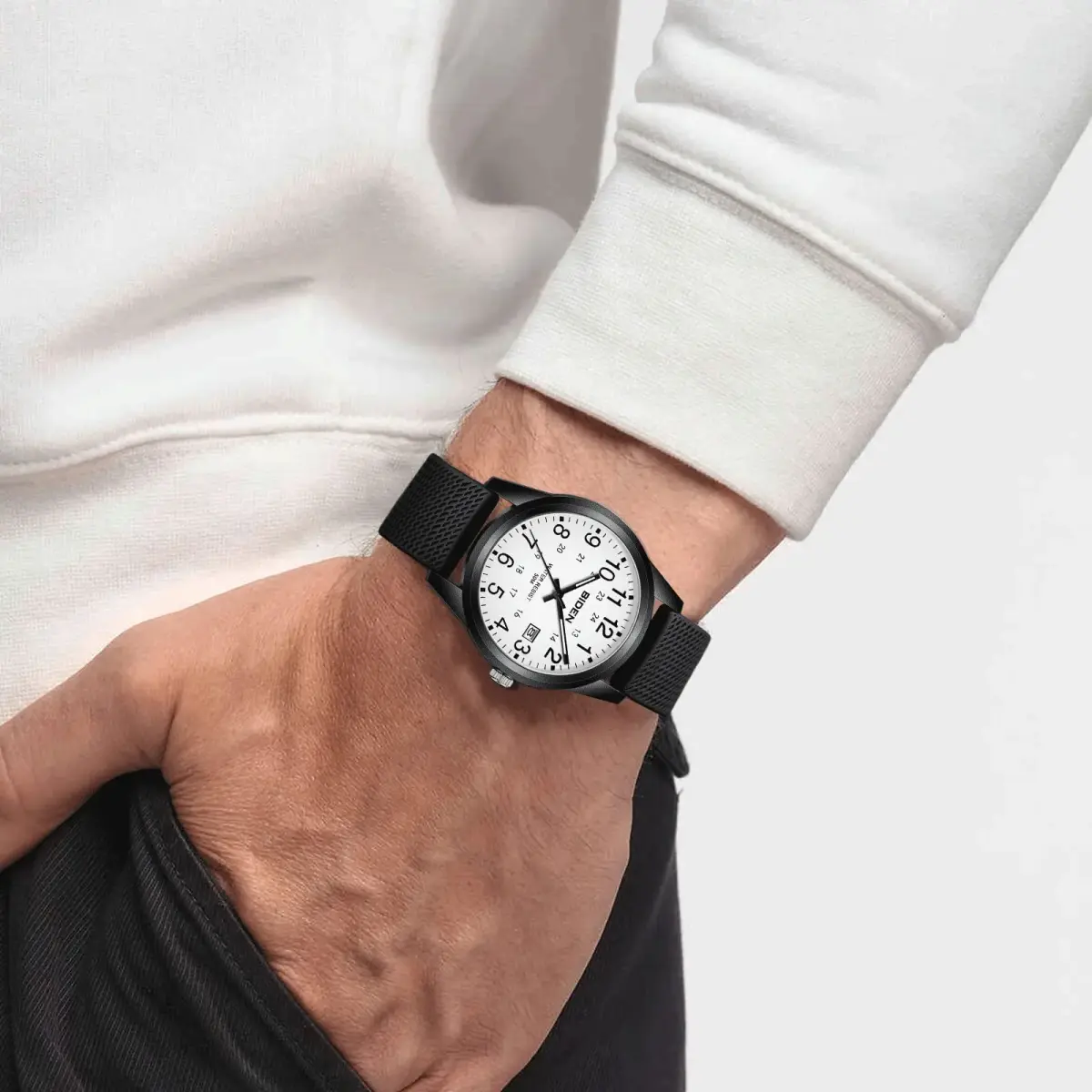 LN LENQIN Men's Analog Quartz Watch 40mm (1.57 inch) | Easy Read Military Time with Luminous Dial - view 7