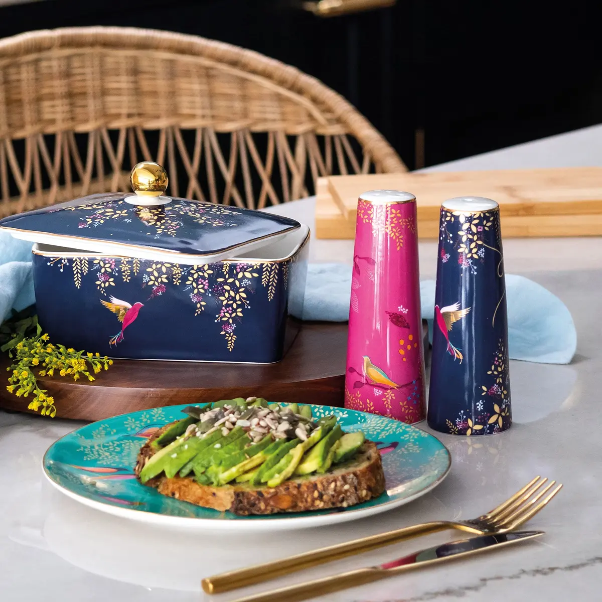 Portmeirion Sara Miller Chelsea Covered Butter Dish - Navy | Elegant Ceramic with Gold Detailing (4" H x 4.6" L x 6.2" W) - view 4