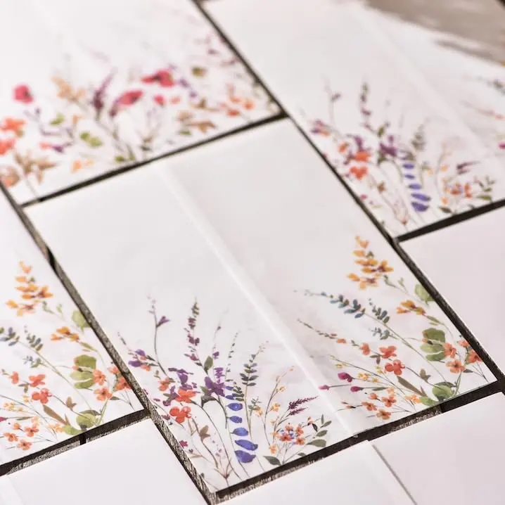 Puremigo 50 Pack Wildflower Printed Pre-Folded Vellum Jackets for 5x7 Invitations - 115GSM Vellum Paper 5x7 Jackets - Wedding Invitations Wraps - Transparent - view 9