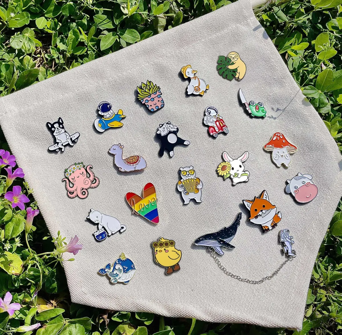 SINCCO Cute Enamel Backpack Pins, Funny Anime Lapel Pin Set | Colorful Animal & Nature Motifs (1.0–1.4 inch) - view 6