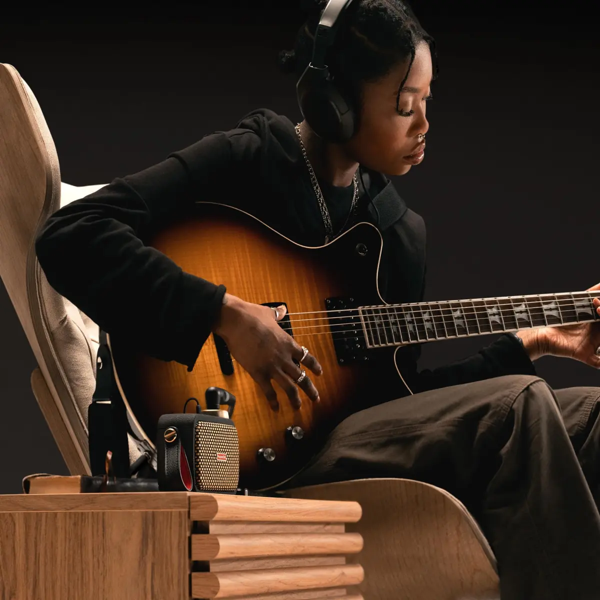 Positive Grid Spark GO 5W Ultra-Portable Smart Guitar Amp & Speaker | 8-Hour Battery Life - view 5