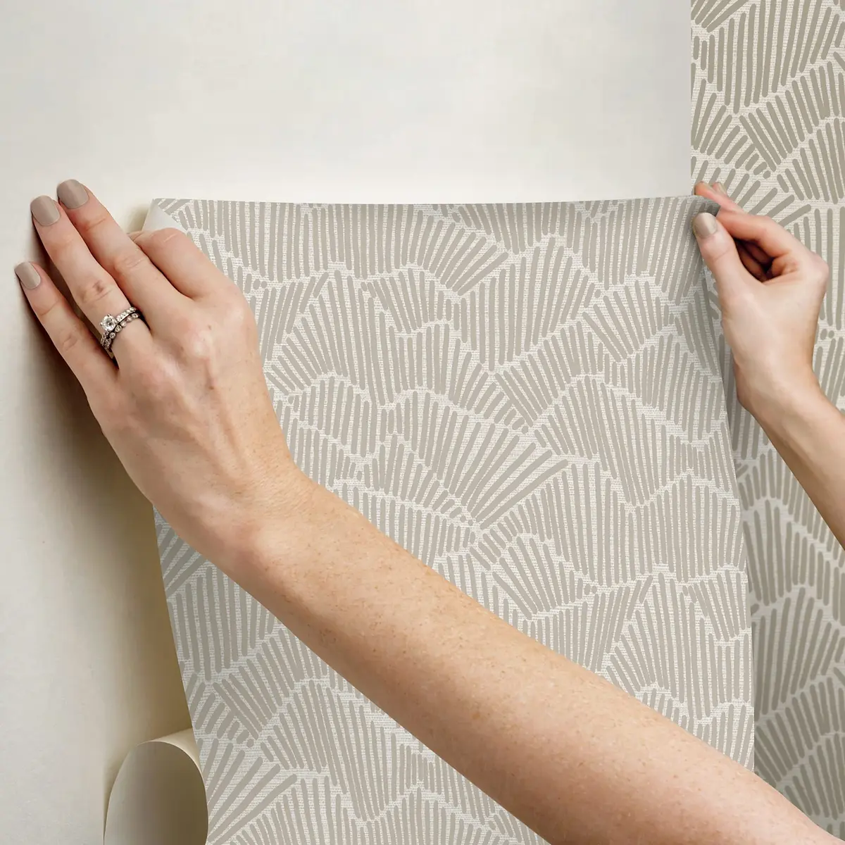 NuWallpaper Egypt Sherrod 216-in x 20.5-in Beige Ridge & Valley Peel & Stick Wallpaper | Modern Geometric Design - view 5