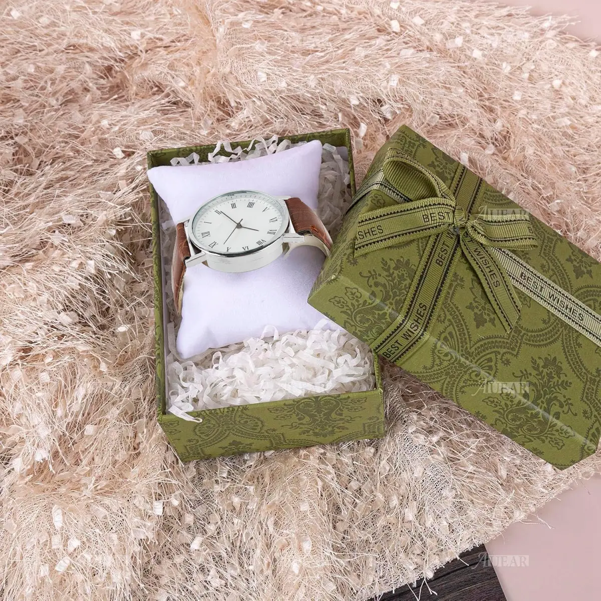 AUEAR White Velvet Watch Pillows Small Jewelry Displays Pillow Bracelet Bangle Cushions Display for Gift Box, 8.1 cm (3.19 Inch) - view 5