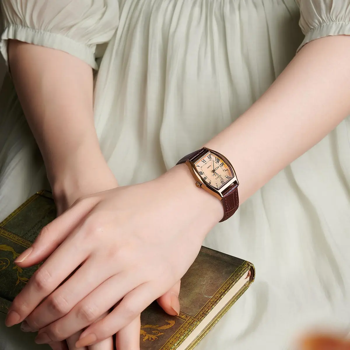 Valence Vintage Women's Square Face Leather Watch - Small Wrist Elegant Gift (30mm/14mm) - view 6