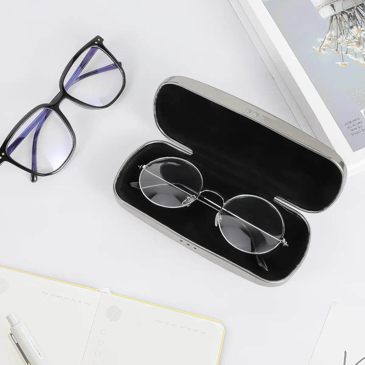 Hifot Metal Eyeglass Case, Hard Shell, Aluminum Spectacles Box, 15.5x6.5cm | Stylish & Durable Eyewear Protection - view 5