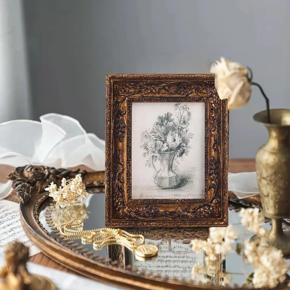 SIKOO Vintage Ornate Picture Frame 2.5x3.5 Inch (6.35x8.89 cm) | Hand-Carved Resin with Glass Front - view 3