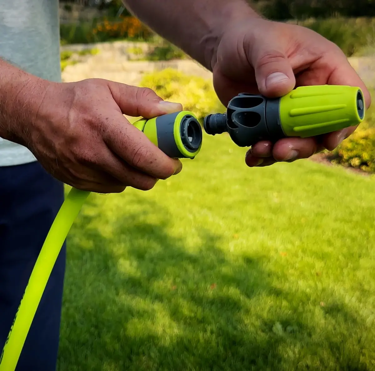 Flexzilla Garden Hose Quick-Connect Fittings 3/4 inch | Water-tight, Flow-Stop Coupler, Green - view 4