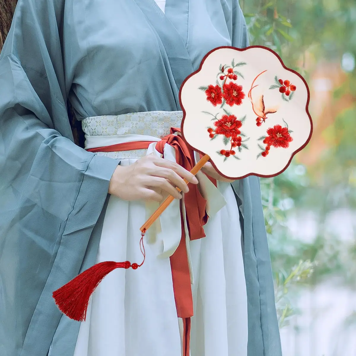 HOMSFOU Red Electric Fan 35.5CM | Handcrafted Silk & Wood Vintage Decor - view 5
