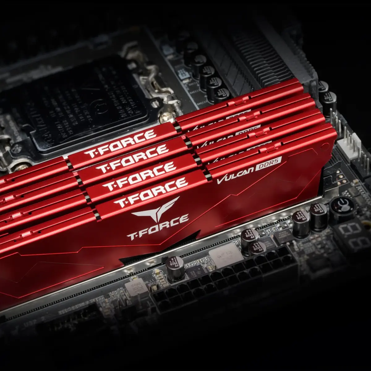 TEAMGROUP T-Force Vulcan DDR5 32GB (2x16GB) 6000MHz CL30 Red | High-Performance Desktop Memory Module - view 6