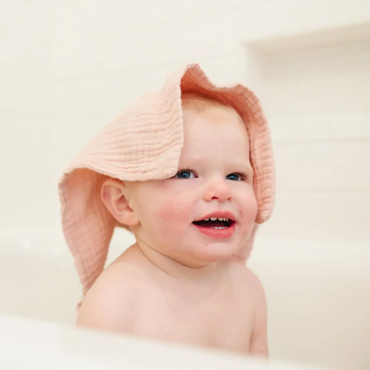 Konssy 7 Pack Muslin Baby Washcloths 28cm x 28cm (11"x11") | Soft Cotton Baby Bath Towels for Newborns - view 5