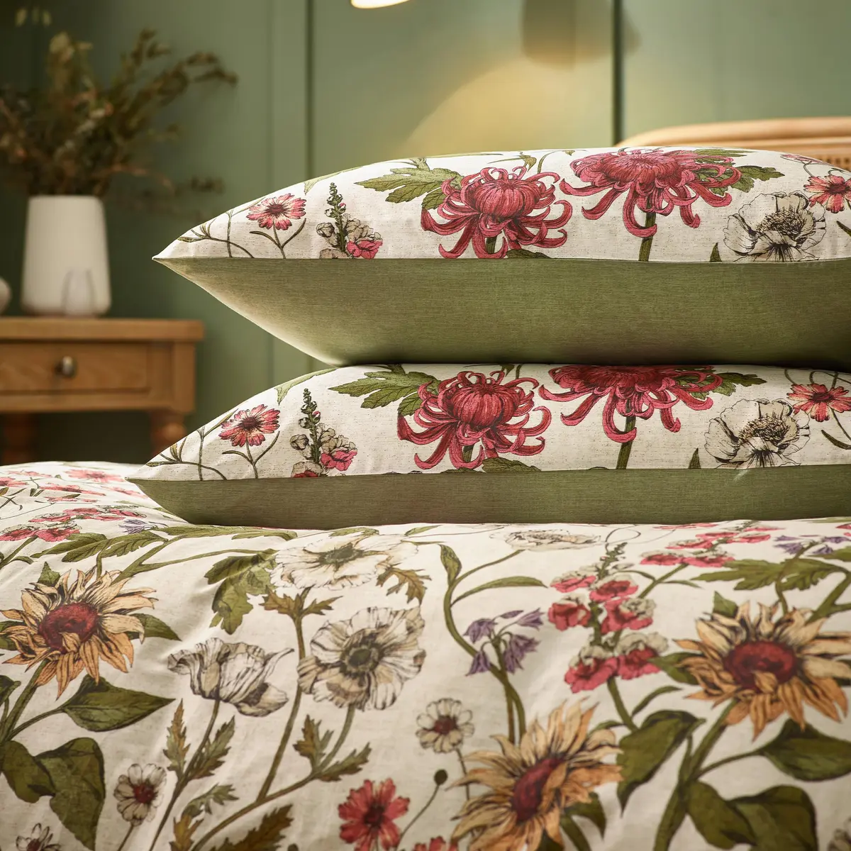 furn. Wallflower Super King Duvet Set | Vintage Botanical Cotton Rich Bedding (Super King) - view 2