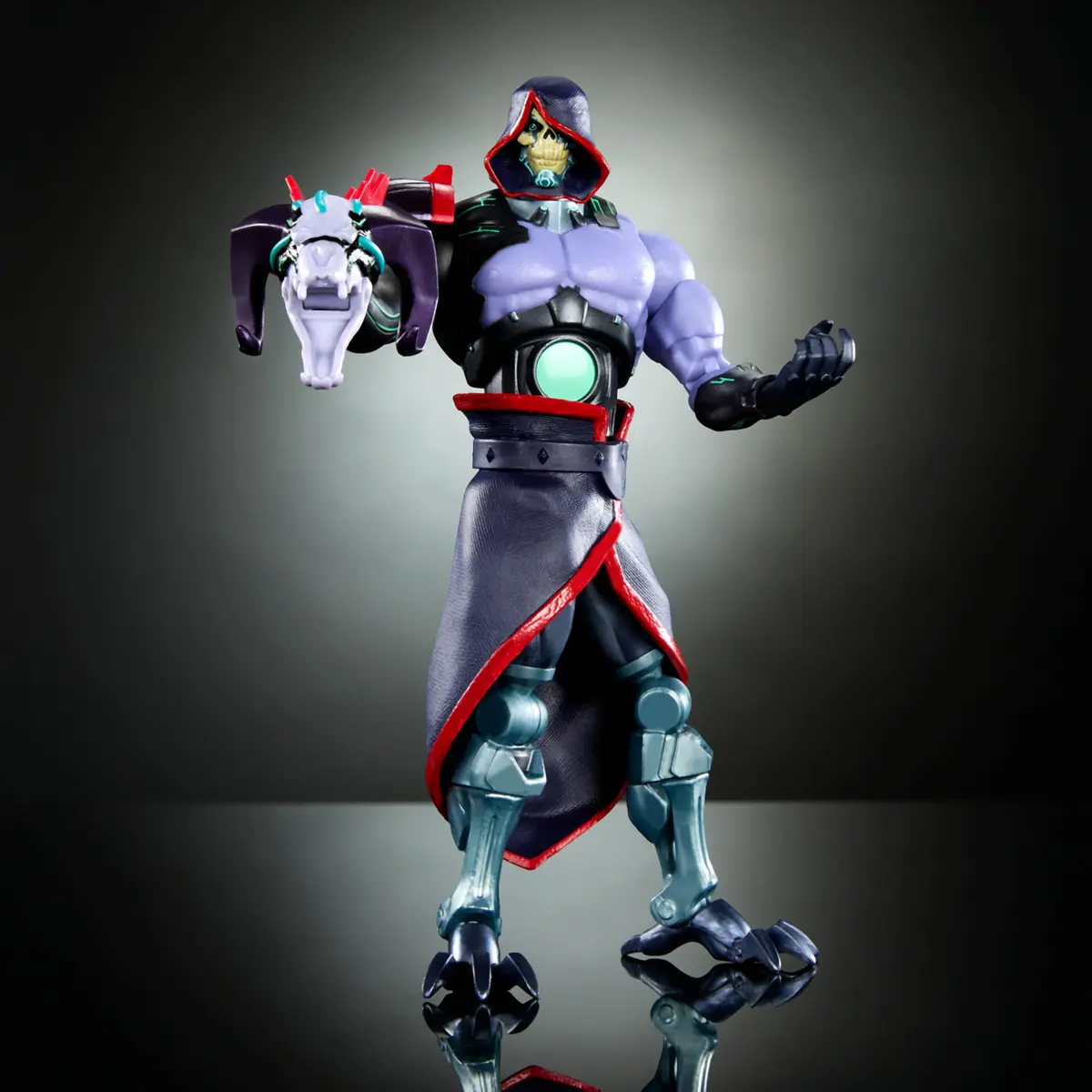 Masters of the Universe Skeletor Deluxe Action Figure 7-inch (17.8 cm) | Cybernetic Slave with 30 Articulations - view 4
