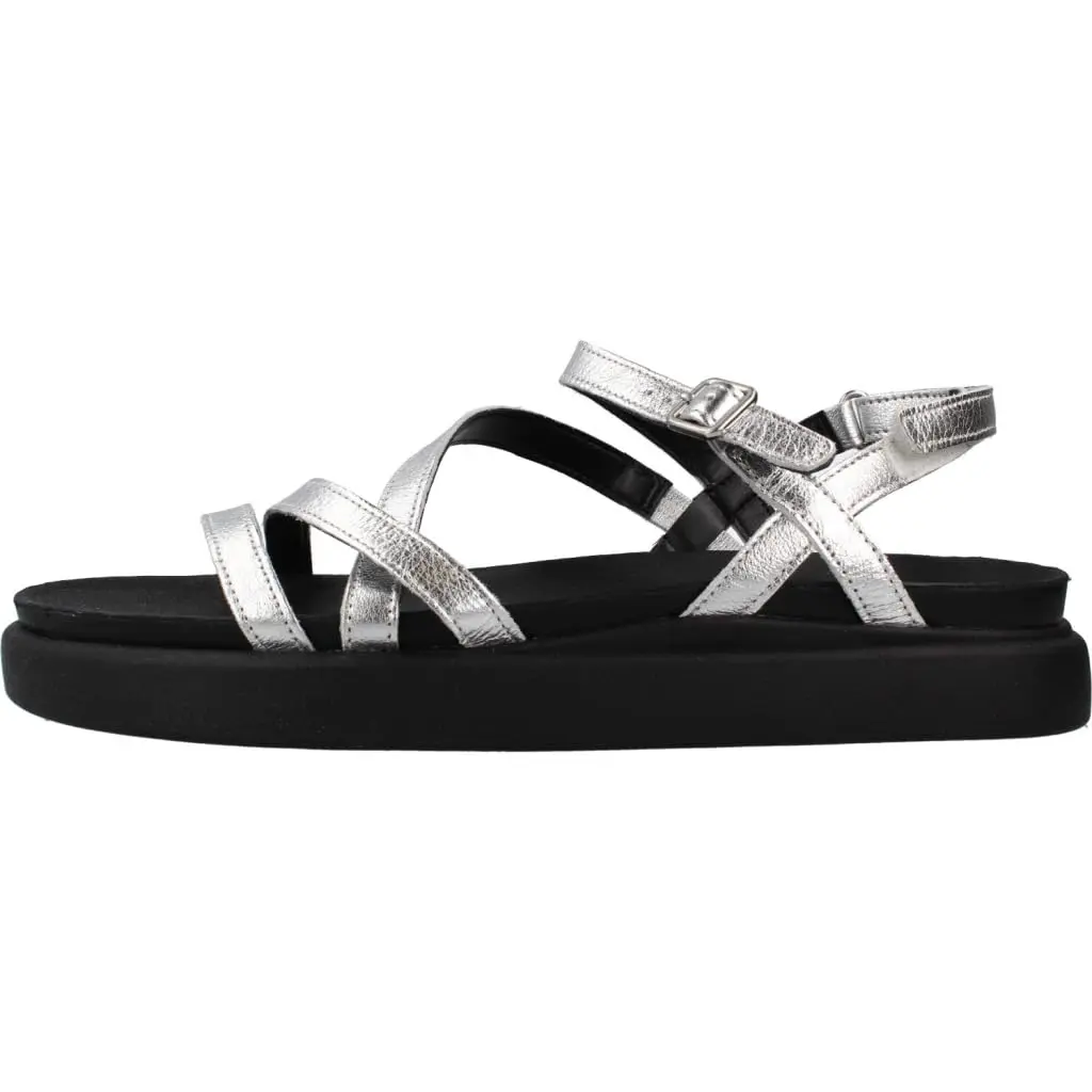 Clarks Women's Aristella RoseSandal, Silver Metallic, 8 | Classic Leather Flat with Buckle - view 2