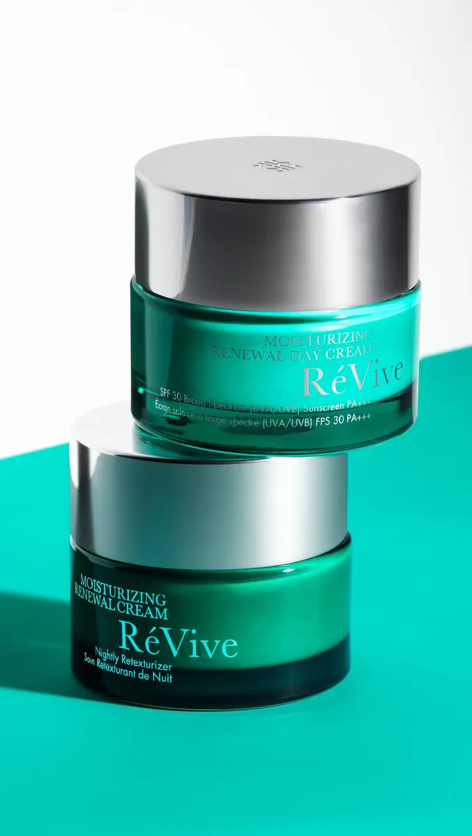 RéVive Moisturizing Renewal Cream Nightly Retexturizer 1.7 Oz | Hydrates & Exfoliates - view 5