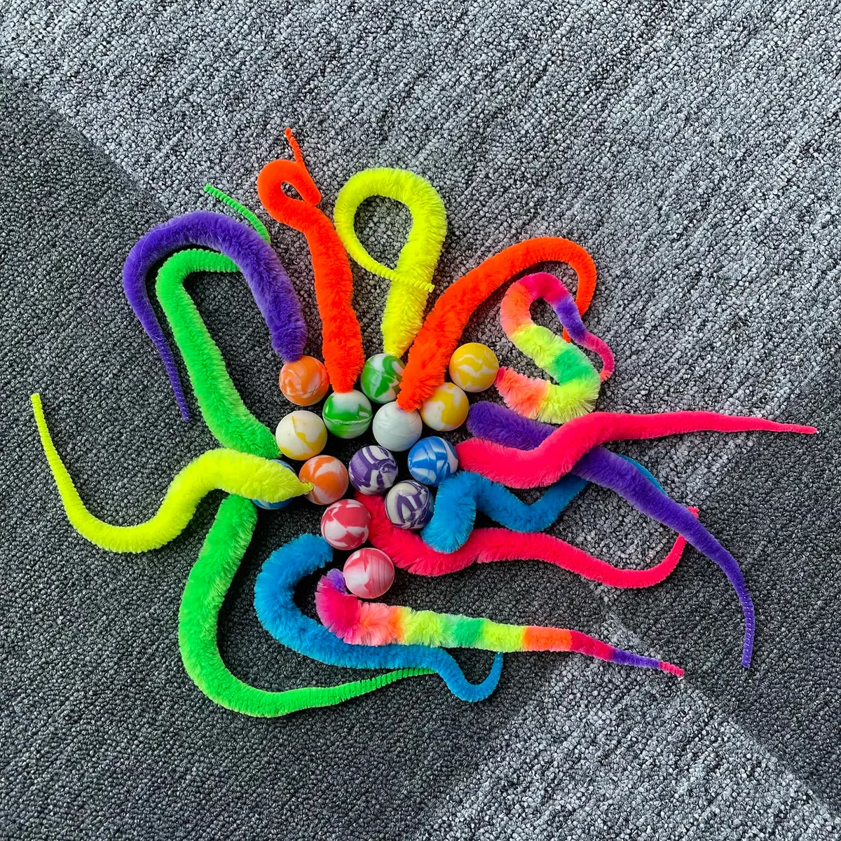 AcceLeah Fluffy Rainbow Elastic Balls Interactive Cat Toys 23cm (9in) Pack of 14 | Engaging Play for Feline Instincts - view 4