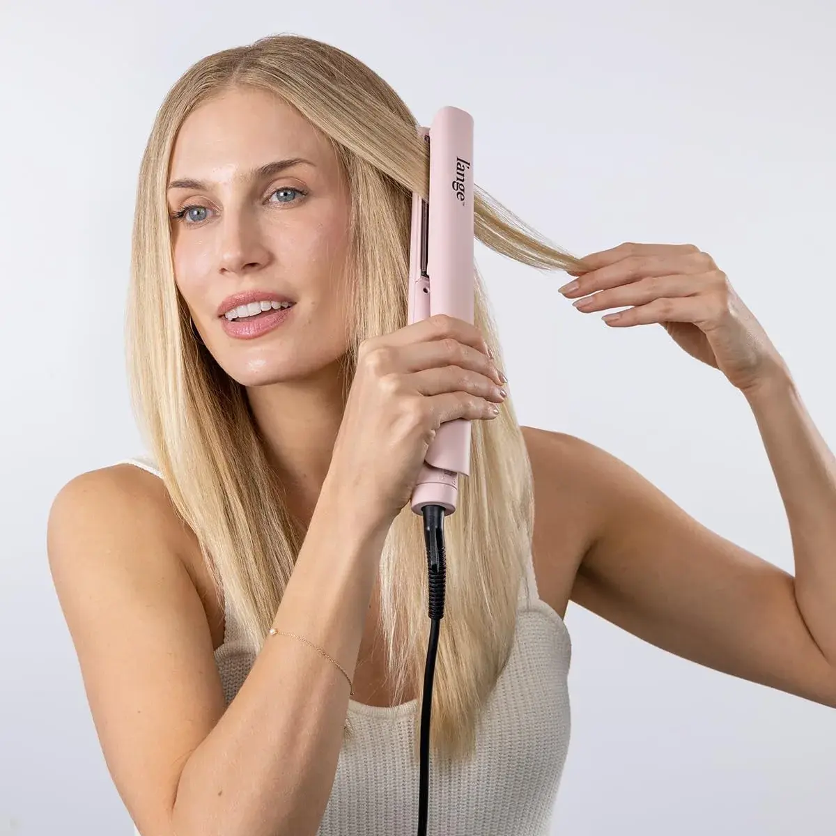 L'ANGE HAIR Le Titane Titanium Flat Iron 1" (25mm) | Infrared Heat & Adjustable Temp for Smooth Styles - view 6