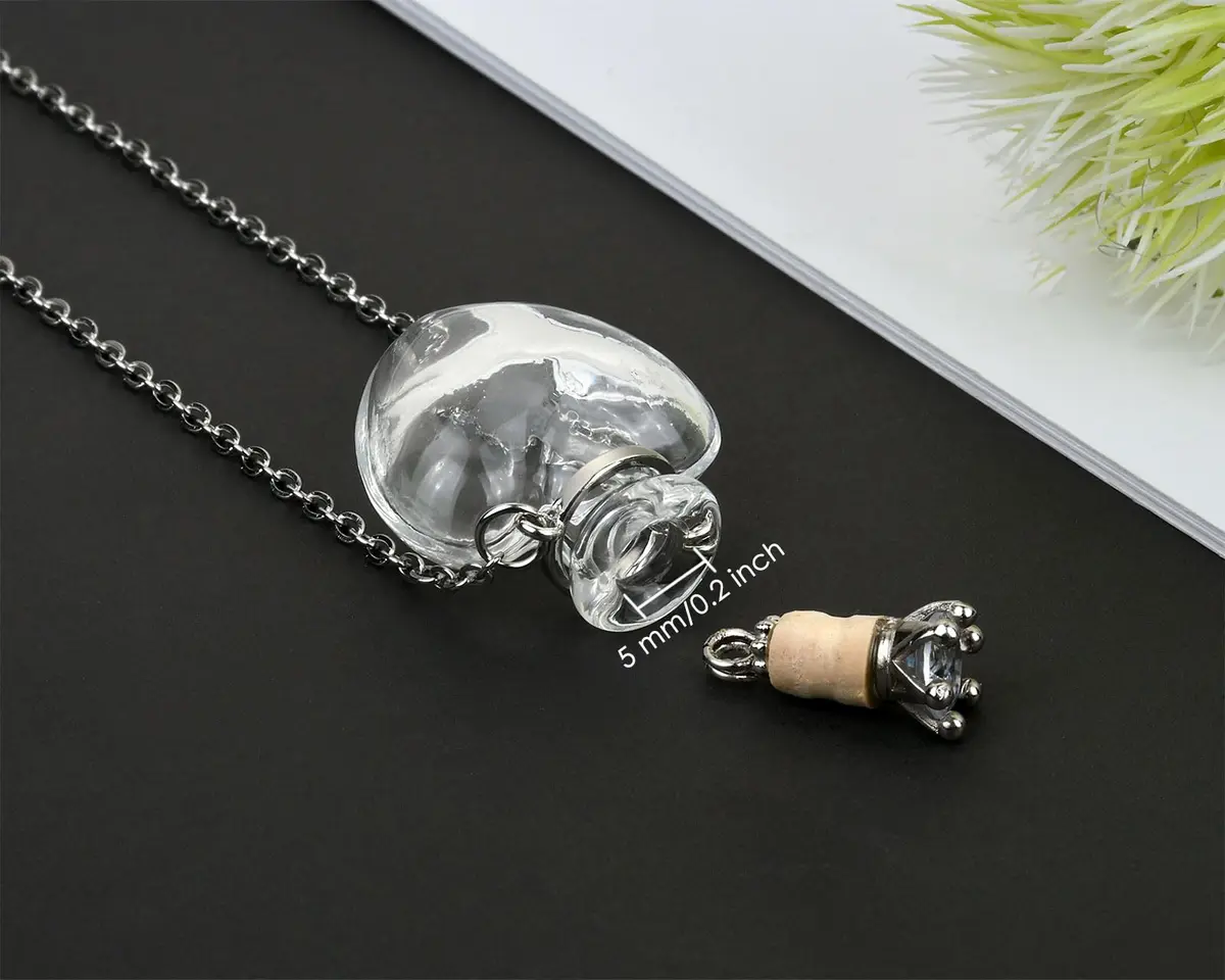 DS. DISTINCTIVE STYLE Heart Shaped Perfume Bottle Necklace | Cremation & Memorial Jewelry for Women - view 3