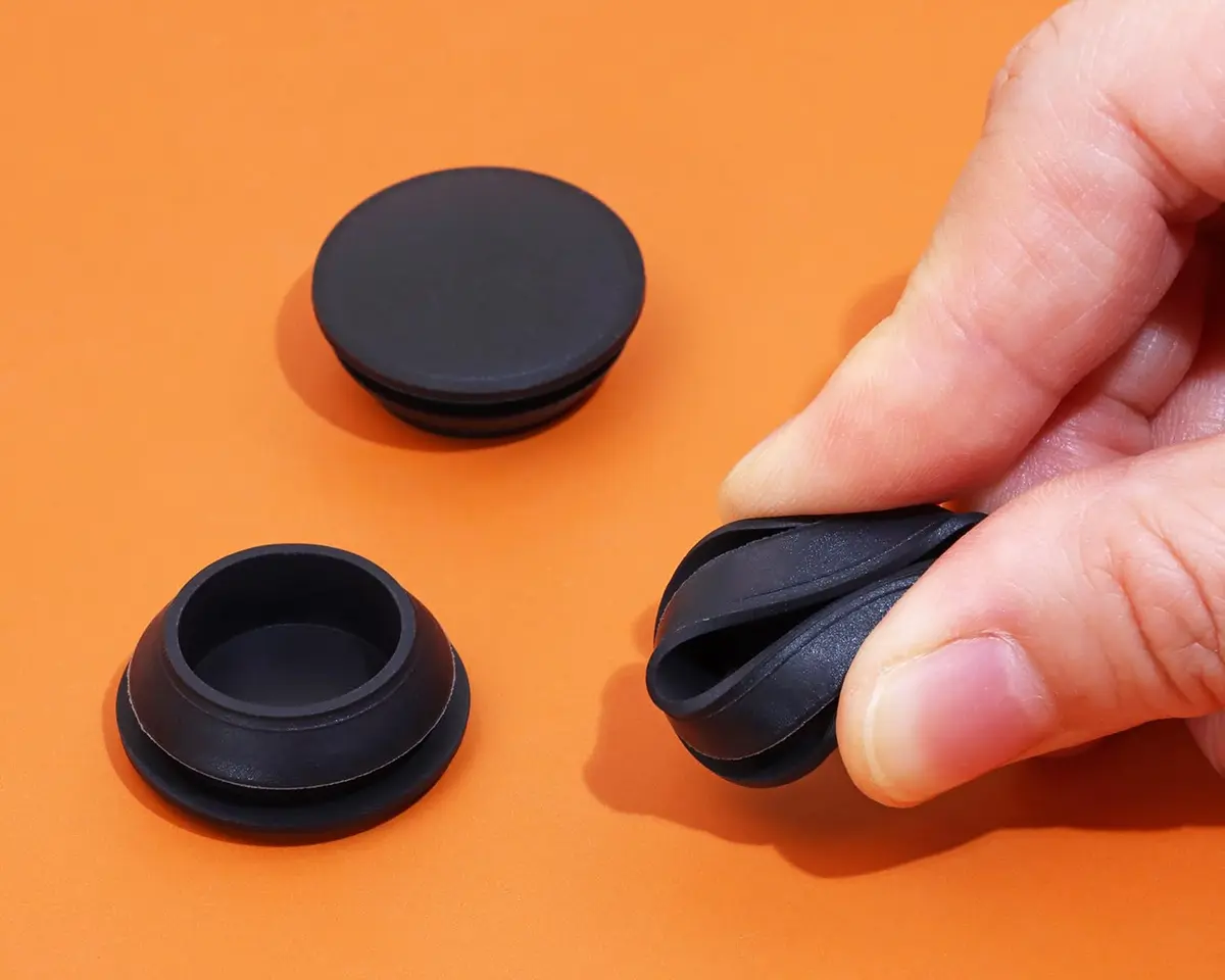ONLYKXY Black Silicone Round Snap-In Furniture Hole Plugs (20mm / 0.78 inch), 5-Pack | Seals Holes & Protects Surfaces - view 3