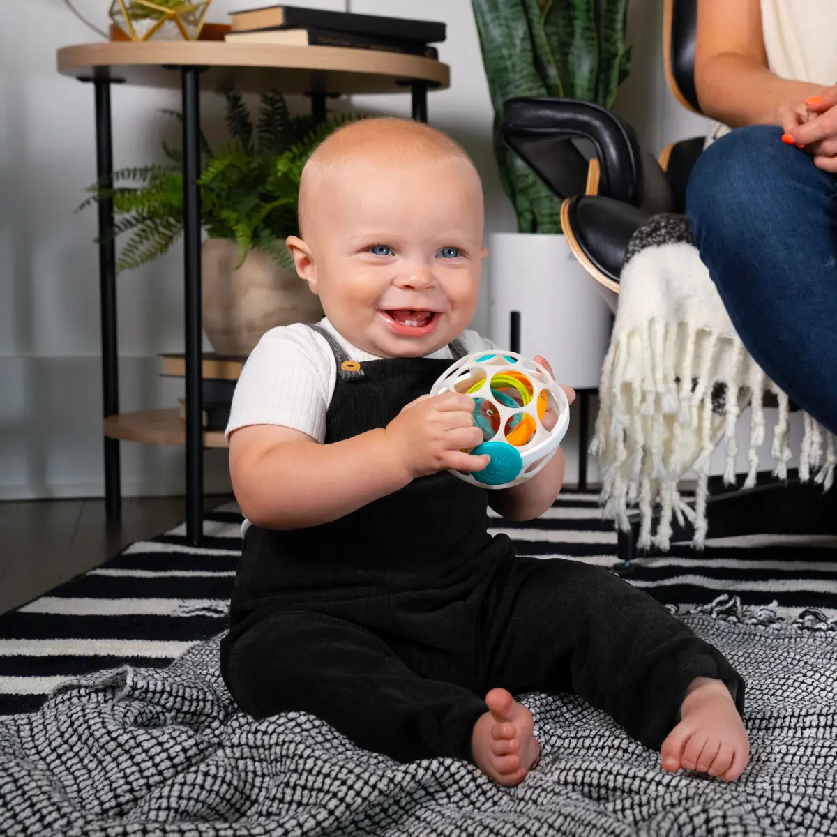 Baby Einstein Grip & Spin Oball Rattle Toy, BPA Free, 0+ Months | 10cm (4 inch) Diameter - view 2