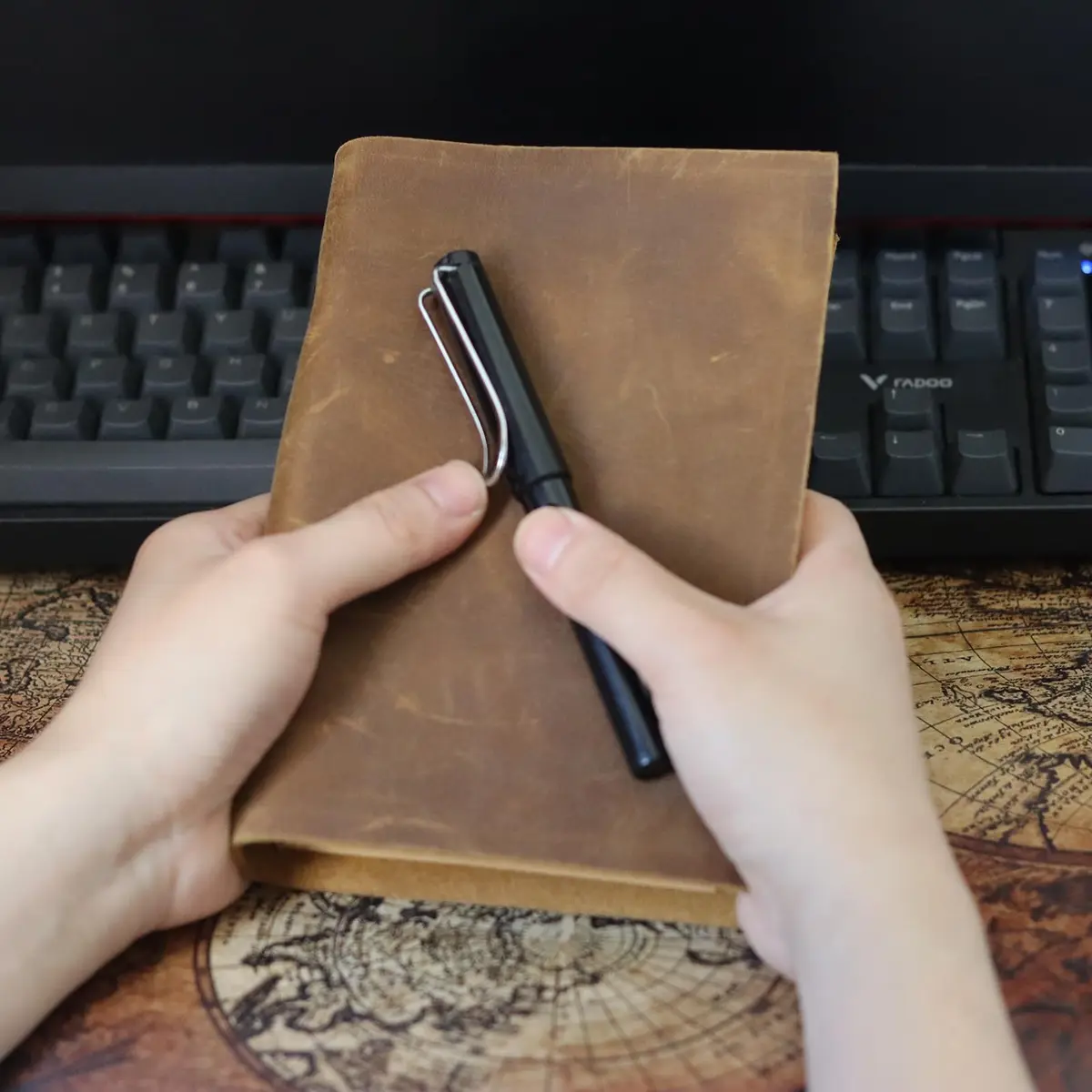 Fishknow A6 Vintage Leather Journal Notebook 18.5cm (7.3") x 12.5cm (5") | Refillable 6-Ring Binder for Planners & Travel - view 2