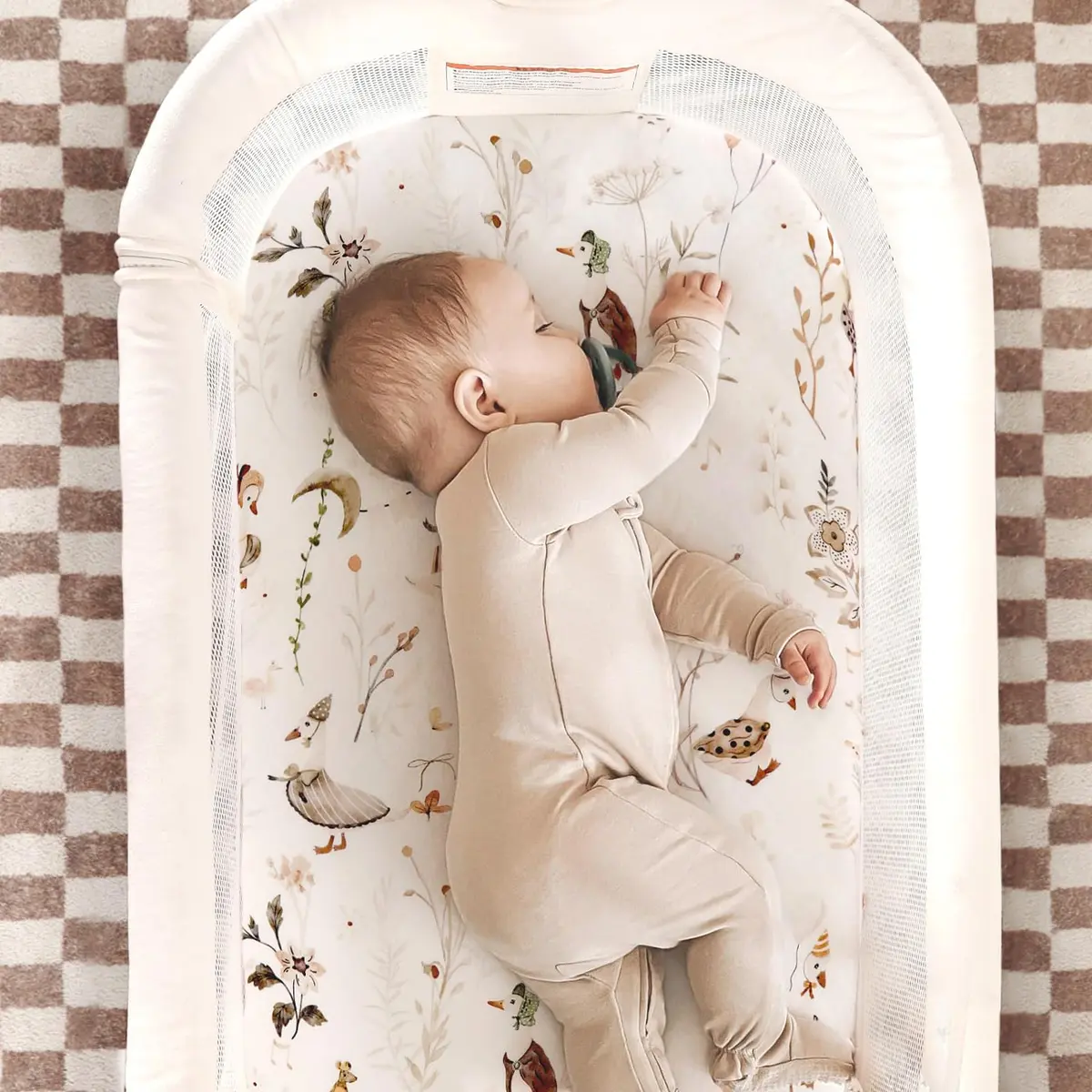 GRSSDER Ultra Soft Fitted Bassinet Sheets 2 Pack, 81cm x 41cm x 13cm (32" x 16" x 5") | Universal Fit for Oval, Rectangle, Moses Basket Mattresses - view 7