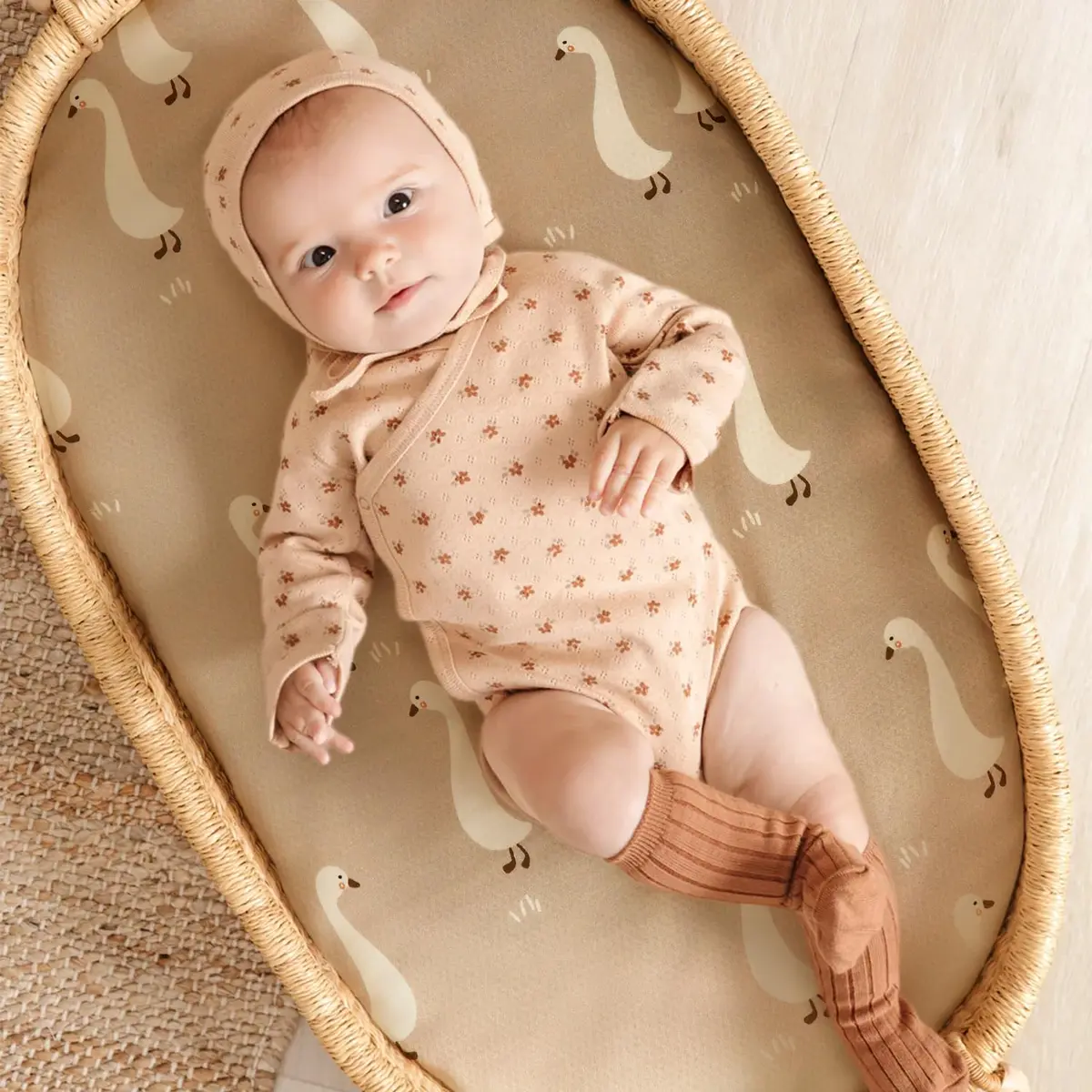 GRSSDER Ultra Soft Fitted Bassinet Sheets 2 Pack, 81cm x 41cm x 13cm (32" x 16" x 5") | Universal Fit for Oval, Rectangle, Moses Basket Mattresses - view 4