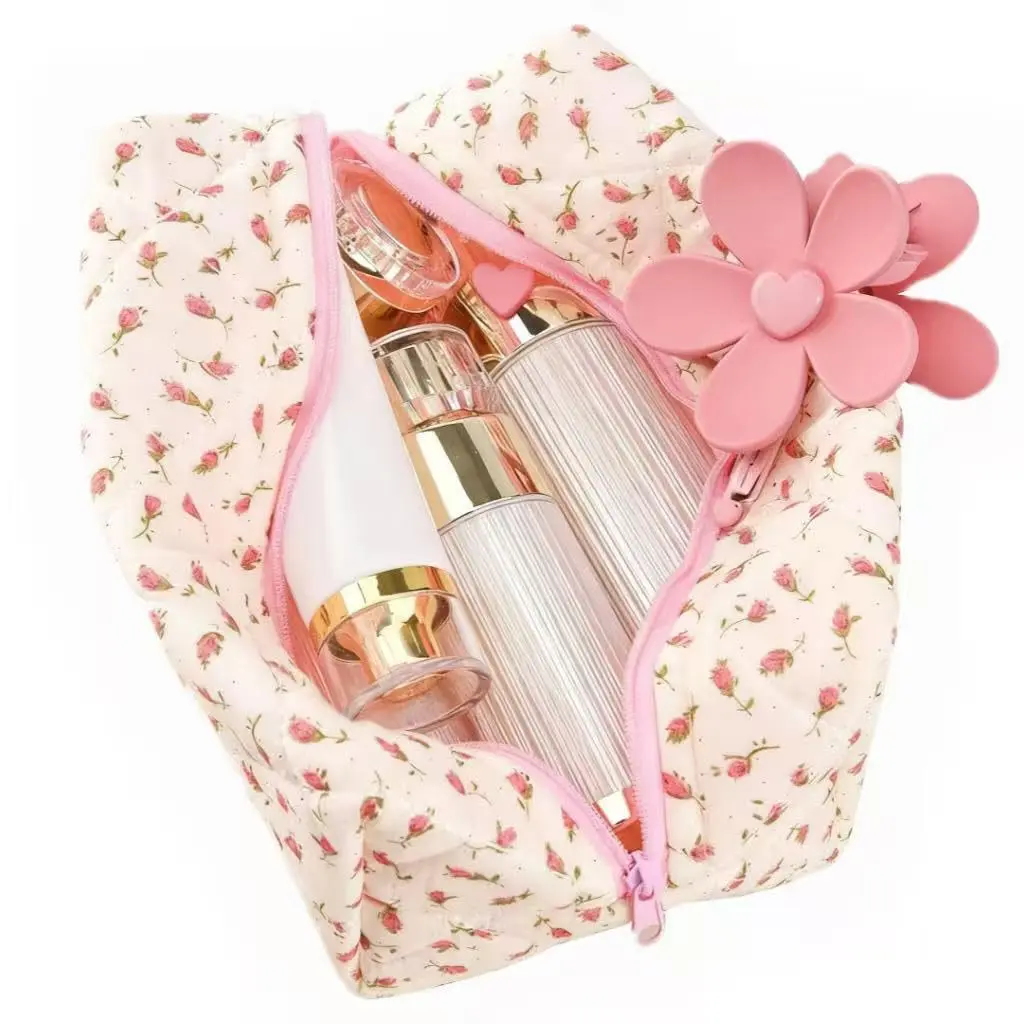 MZLUWM Floral Quilted Makeup Bag with Pink Gingham Lining, 19.8cm x 11.9cm x 10.2cm (7.8"L x 4.7"W x 4"H) | Popular Unique Pattern Design - main product image