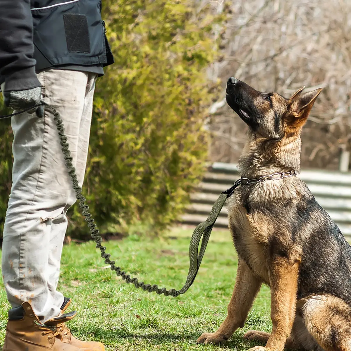 rabbitgoo Tactical Dog Leash, Heavy Duty Training Bungee Lead | 5.2ft, Reflective, Shock-Absorbing - view 9
