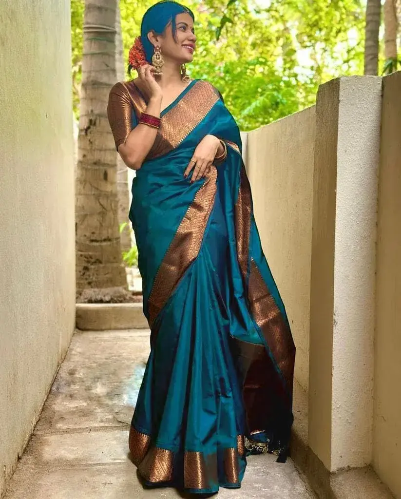 Avantika Fashion Kanjivaram Soft Pure Silk Banarasi Saree with Blouse Piece | 5.3m Saree, 0.8m Blouse - view 2