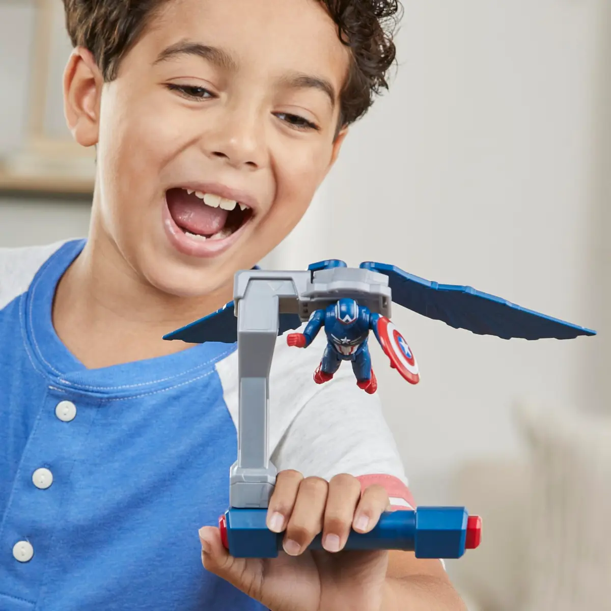 Marvel Epic Hero Series Captain America Flight Control Action Figure 10 cm (4-inch) | ASTM-Tested Toy for Kids 4+ - view 6