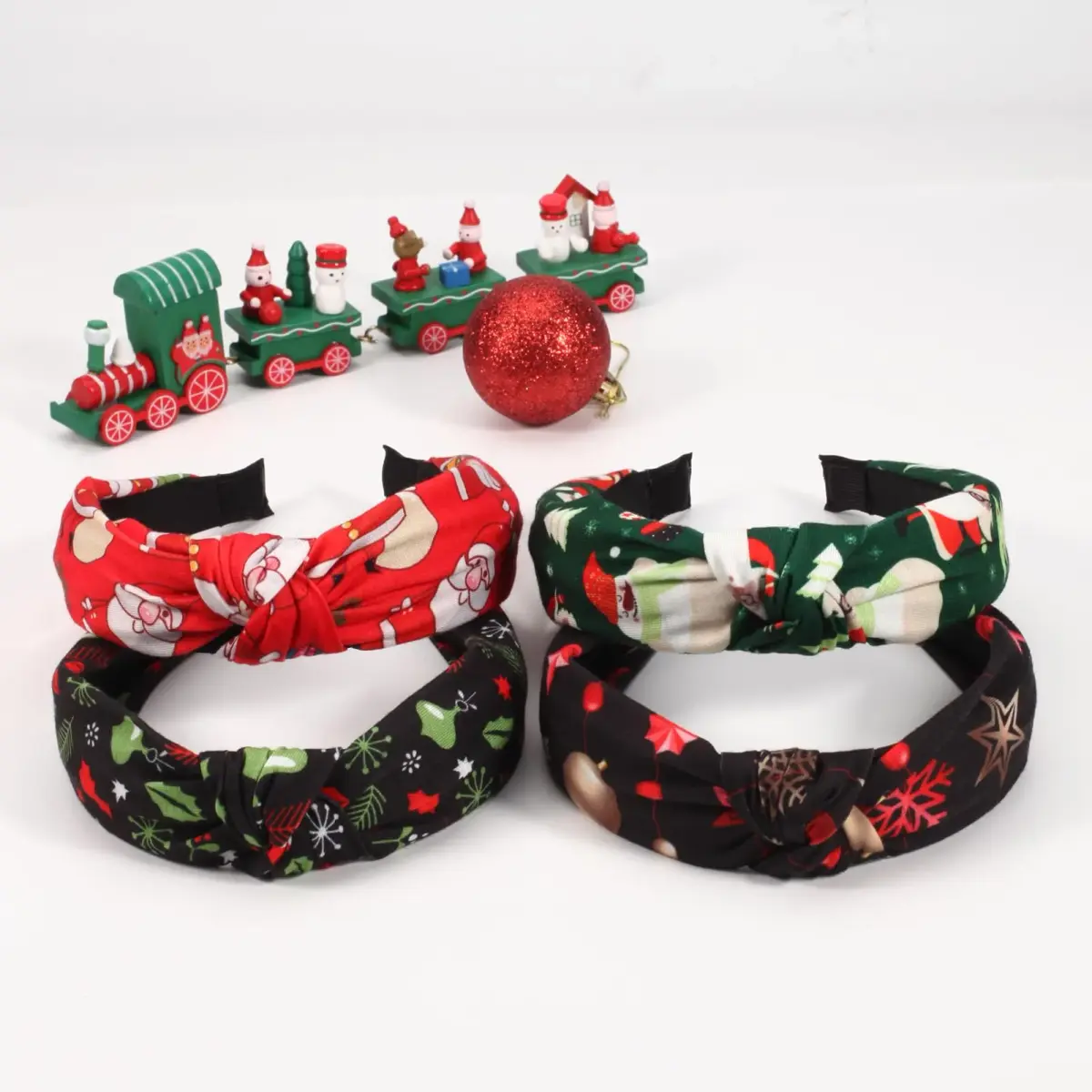 Ardorchid Green Christmas Headband Set | 4-Piece Fabric Hair Hoop for Women & Girls - view 6