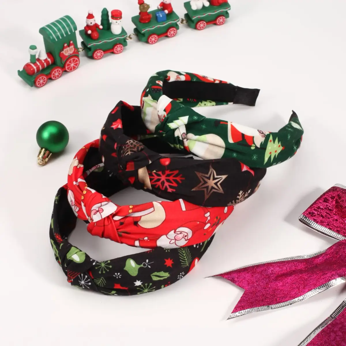 Ardorchid Green Christmas Headband Set | 4-Piece Fabric Hair Hoop for Women & Girls - view 4