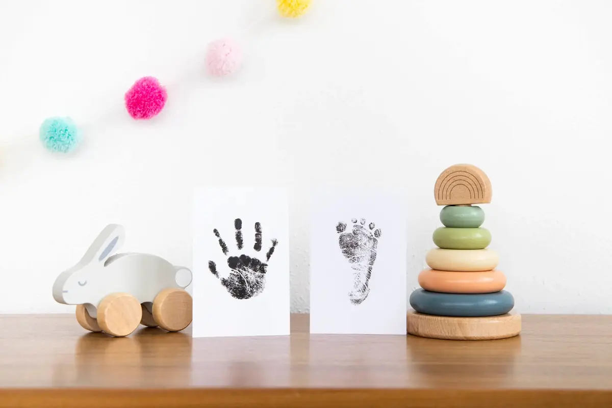Pearhead Clean Touch Ink Pad Kit 4-Pack, Black | Mess-Free Baby & Pet Prints - view 6