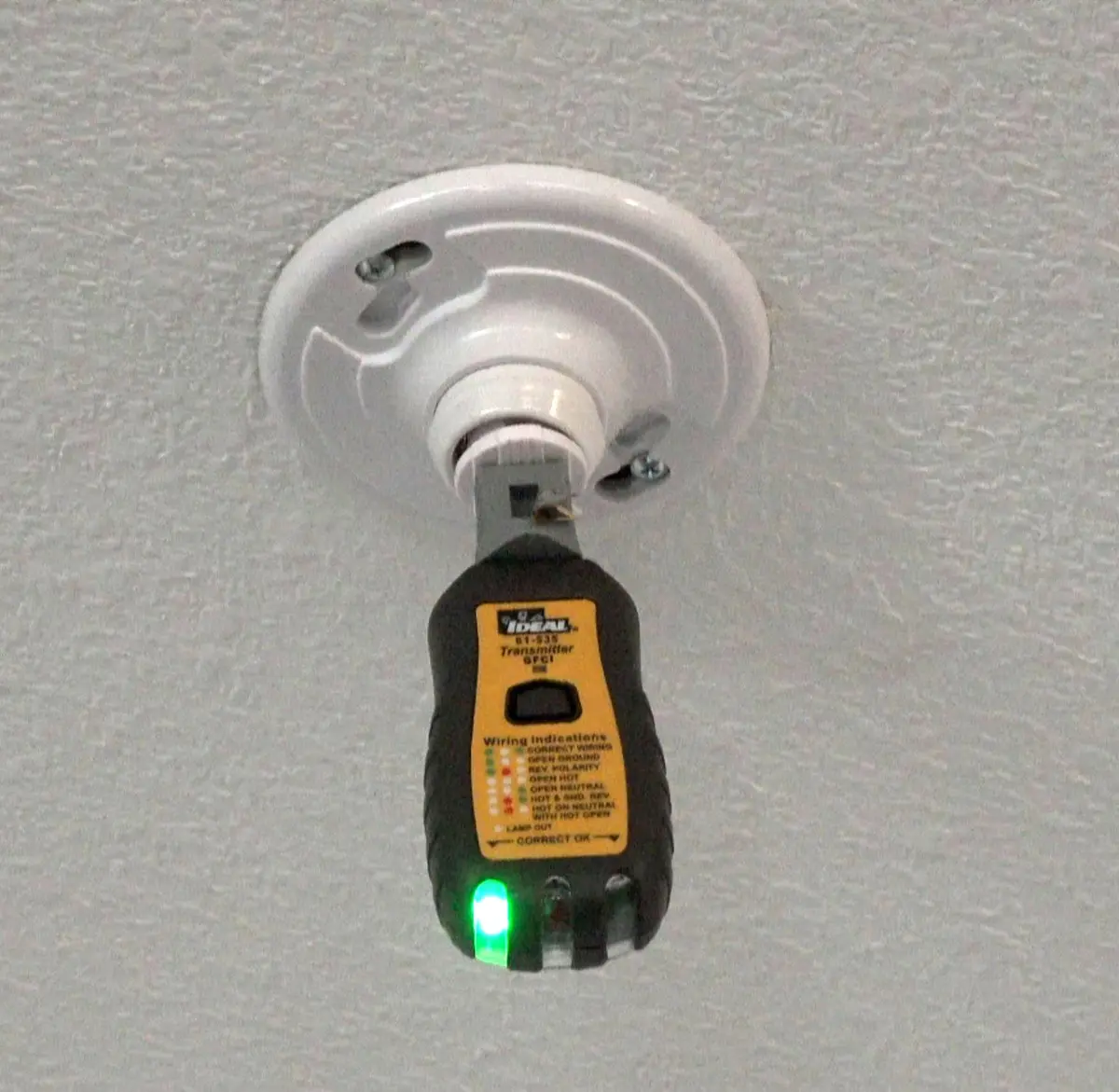 Ideal Industries Digital Circuit Breaker Finder, 61-535, 120V AC | Safe, Accurate, Non-Contact Voltage Detection - view 6