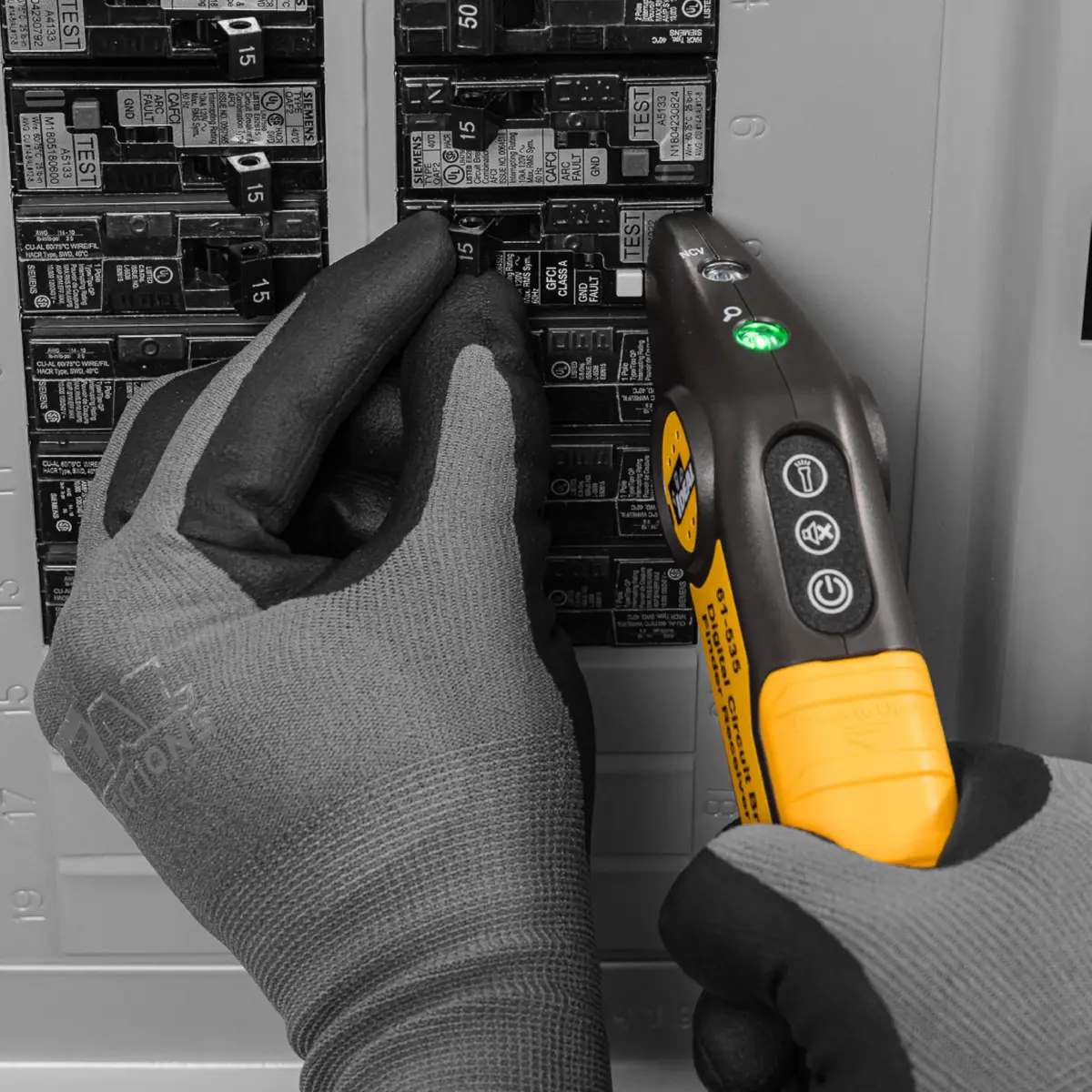 Ideal Industries Digital Circuit Breaker Finder, 61-535, 120V AC | Safe, Accurate, Non-Contact Voltage Detection - view 2