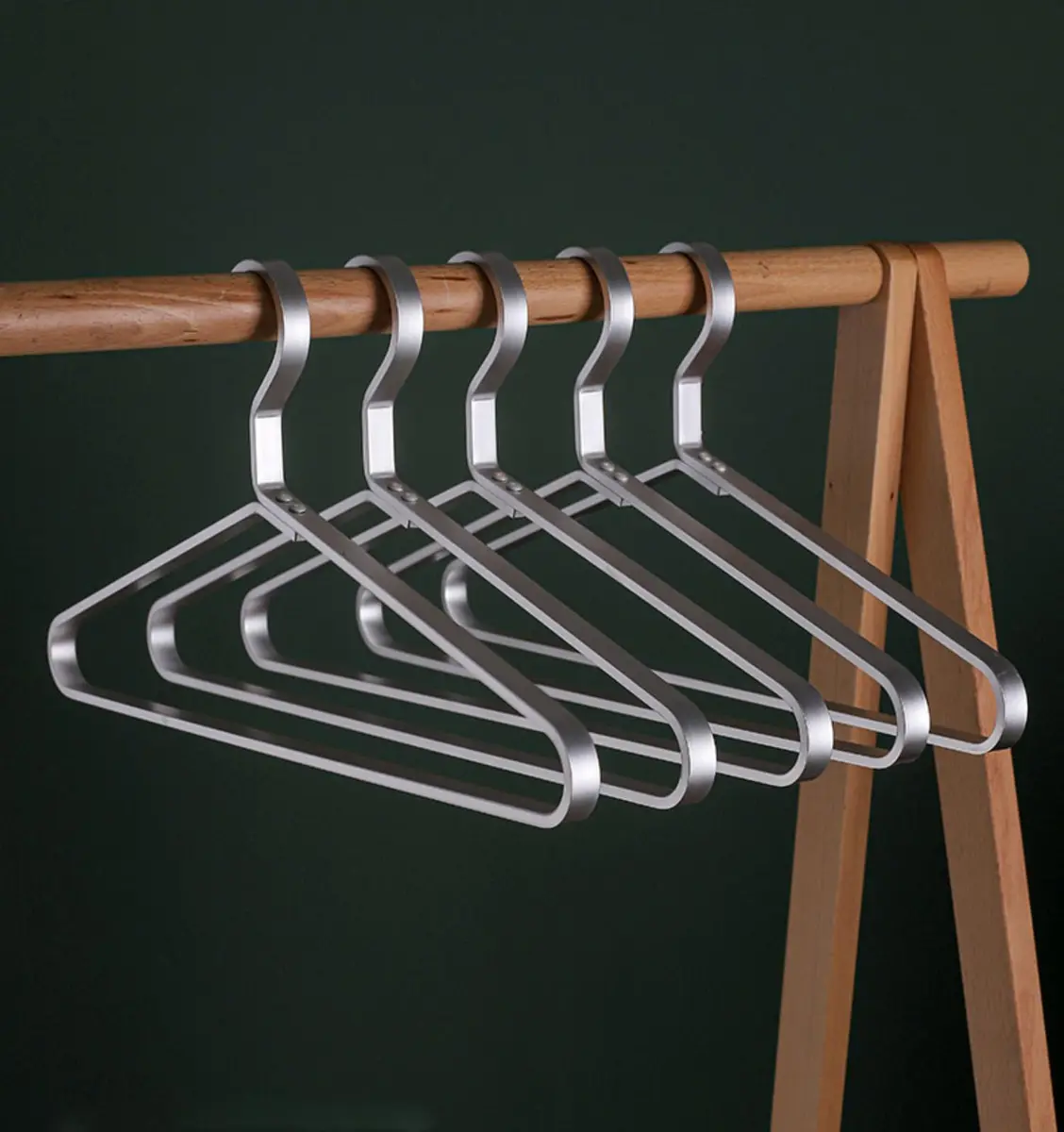 WONQEXZ Silver 6 Piece Coat Hangers | Extra Smooth & Durable Aluminum Alloy Support - main product image