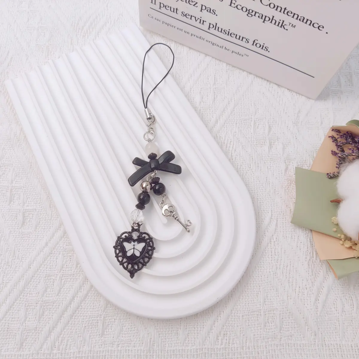cioatu Black Heart Phone Charm Strap | Y2K Aesthetic Cell Phone Charm Decor - view 3