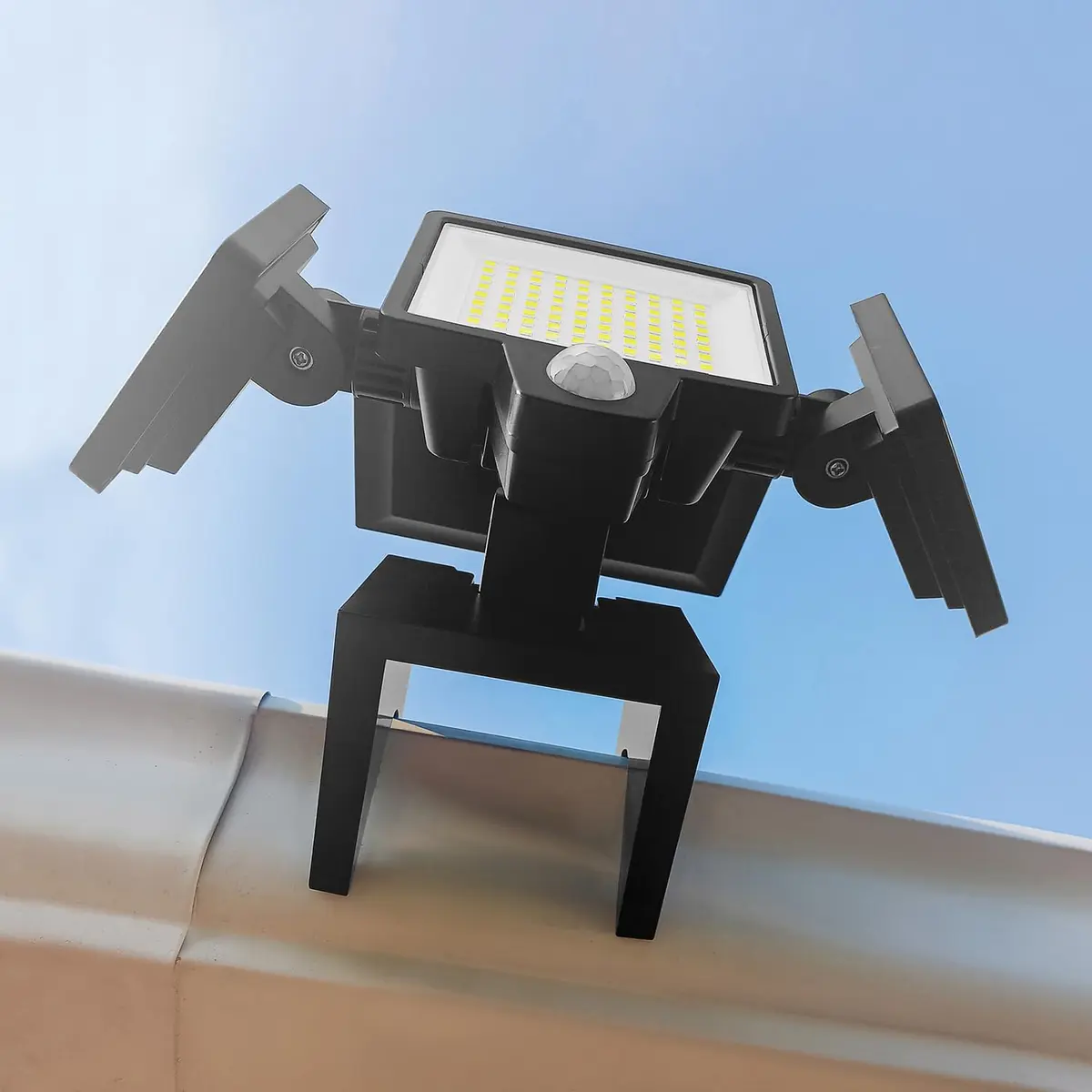 INSERT TOOLLESS PRODUCTS Solar Security Light 1,000 Lumens | Tool-Free Gutter Mount, Motion-Activated, Black - view 3