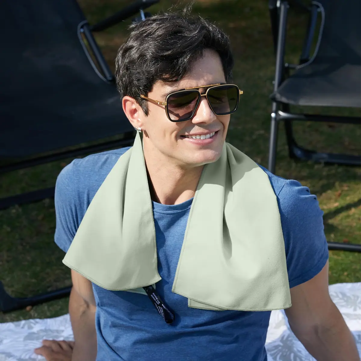 Rainleaf Microfiber Towel 183cm x 76cm | Super Absorbent, Quick Dry, Lightweight, Bean Green - view 8