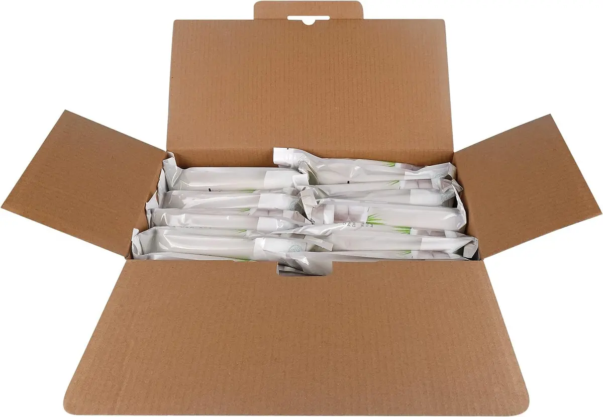 UNIFREE Disposable Towels Bundle, 1 Bath Towel & 2 Hand Towels, 18 Sets | Hygienic & Portable - view 7